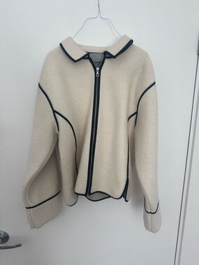 Modern Citizen Cream Jacket with Black Trim and Silver Zipper